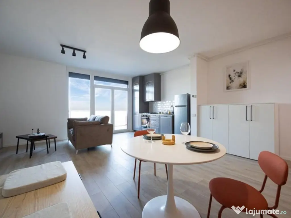 Penthouse NOU de vanzare Comison 0 