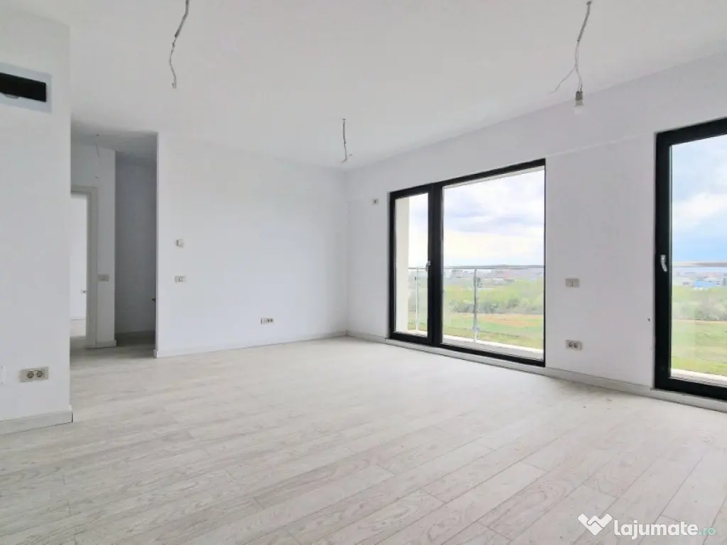 Apartament Modern cu Vedere la Lac - Complex Privat pe Malul 