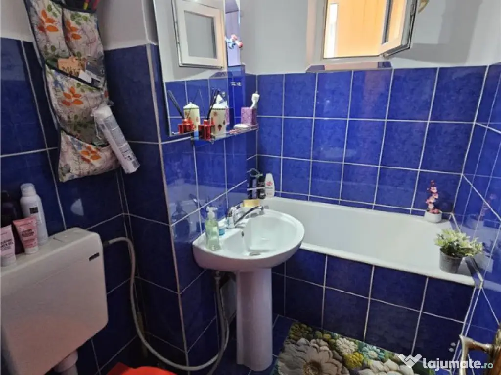 Apartament 3 camere decomandate, zona Astra 