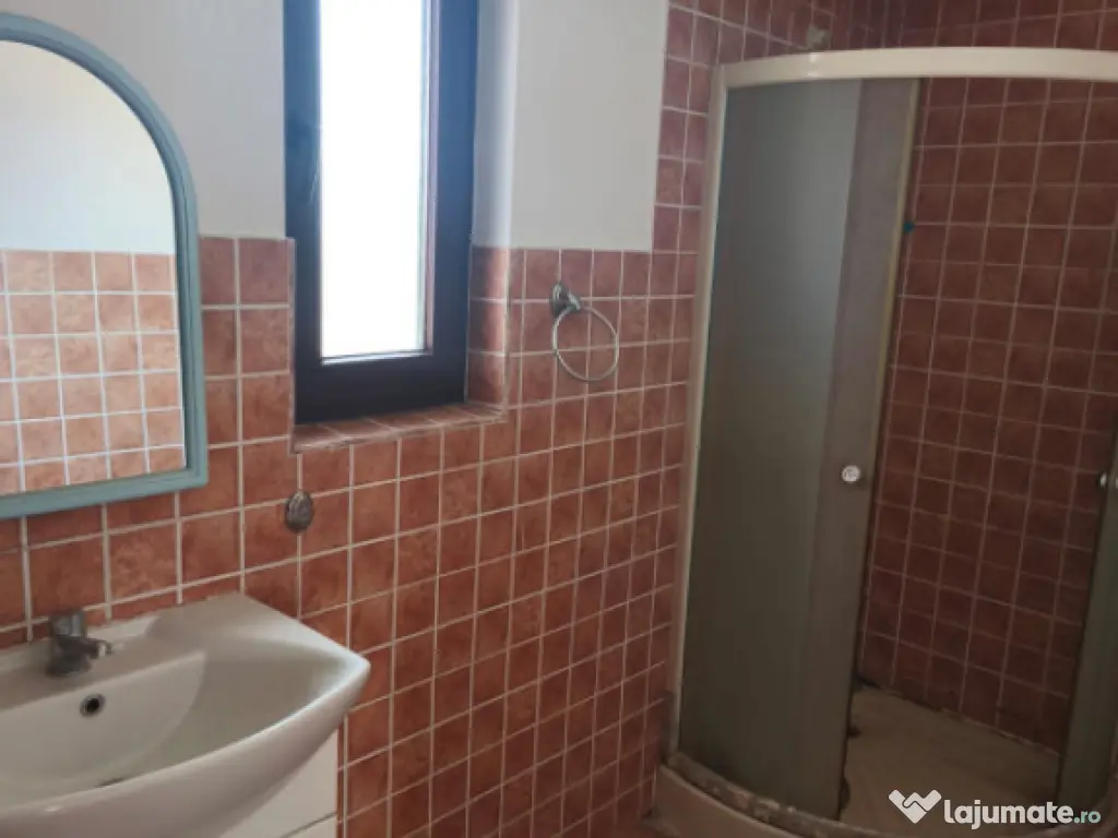 Casa individuala, 200mp utili, 1600mp teren, Radauti