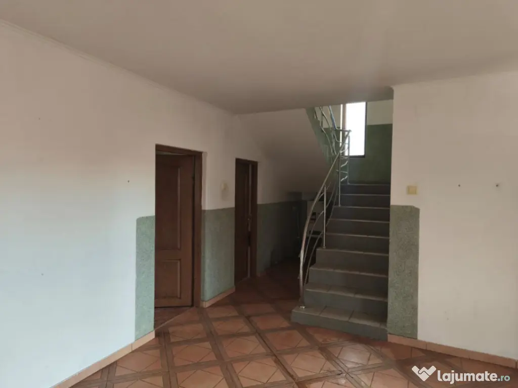 Casa individuala, 200mp utili, 1600mp teren, Radauti