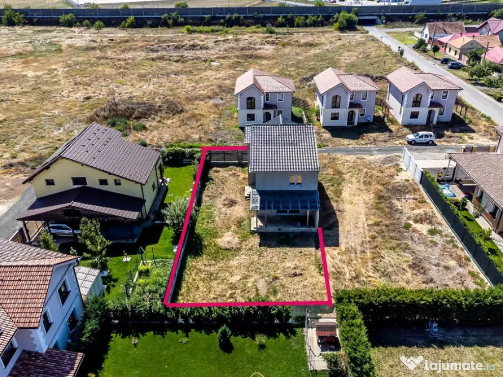 Casă nouă, parțial finalizată – Str. Constituției,... 