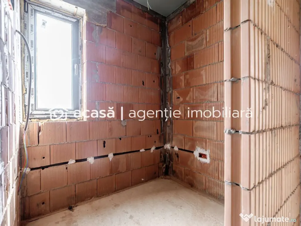 Casă nouă, parțial finalizată – Str. Constituției,... 