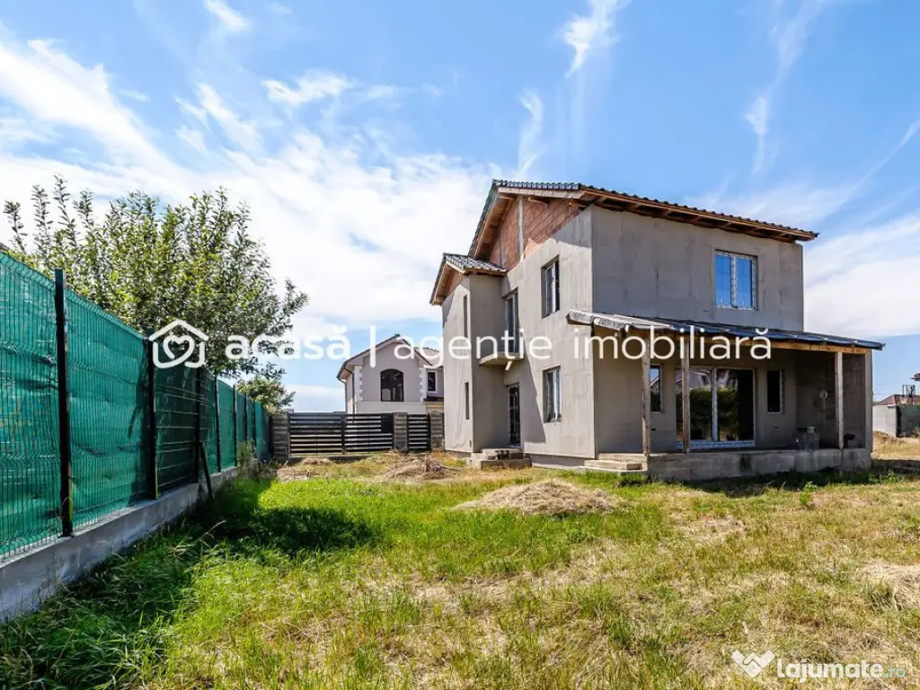 Casă nouă, parțial finalizată – Str. Constituției,... 