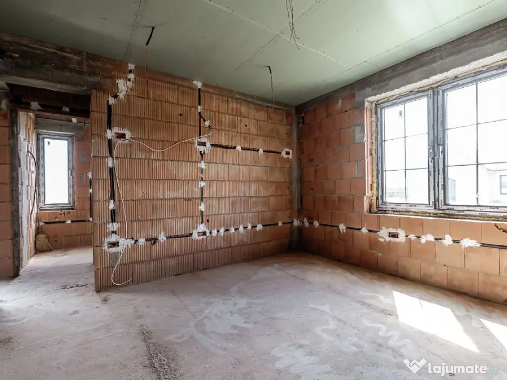 Construcție nouă, parțial finalizată – Aradul Nou |... 