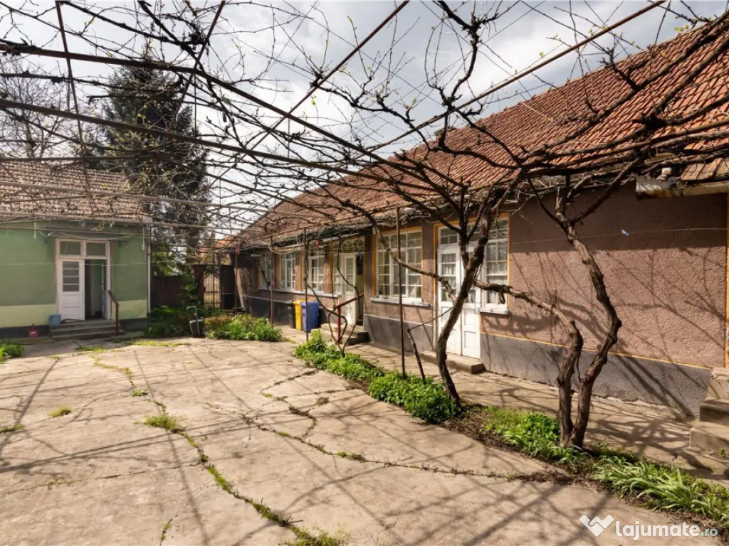 RECO casa cu teren generos in Santion 