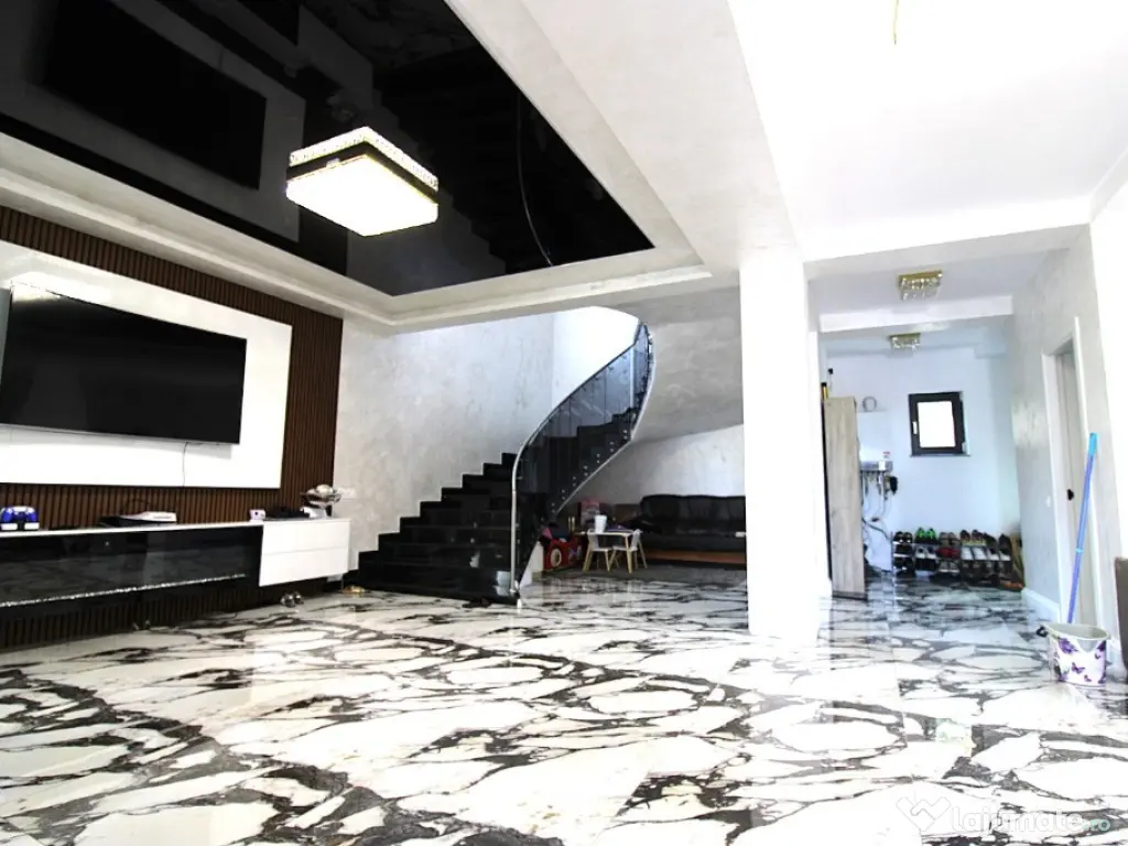 Casă modernă, centrală, construcție nouă 2024 – Str. Romana 