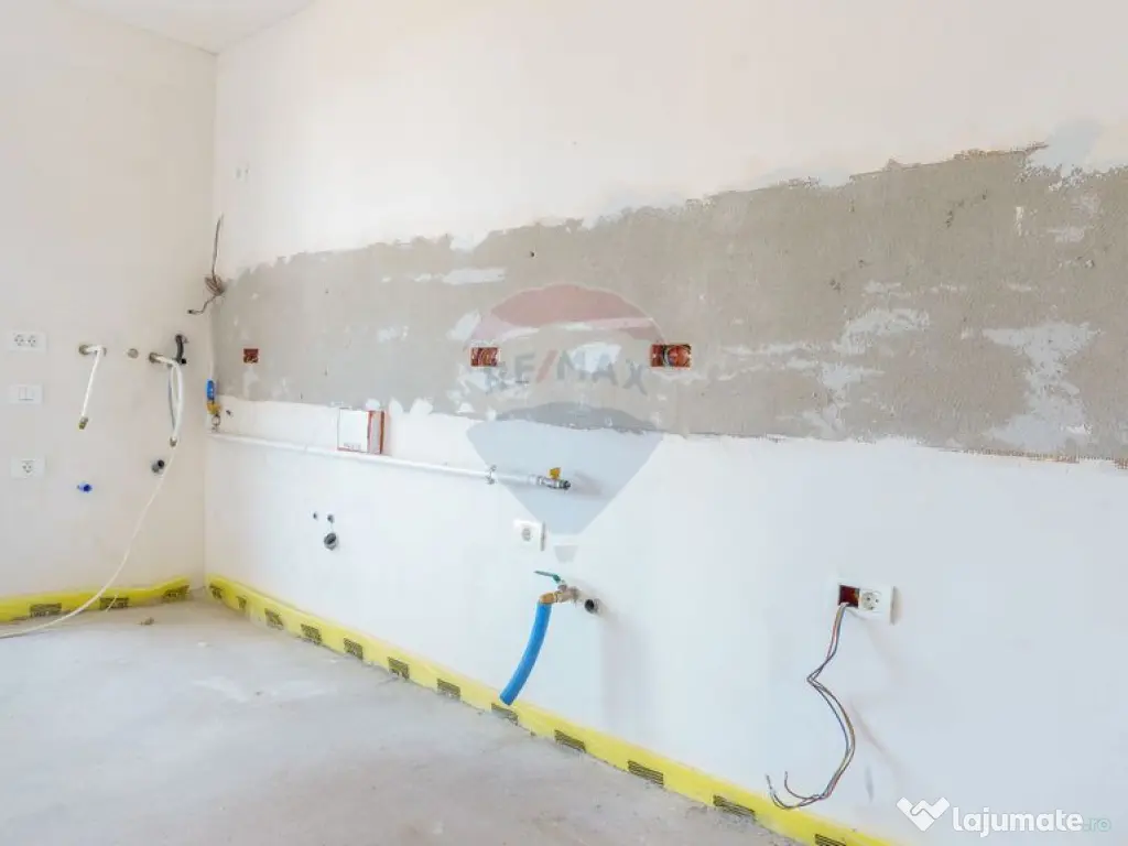 Apartament de vanzare in casa/ duplex nou, garaj, terasa 