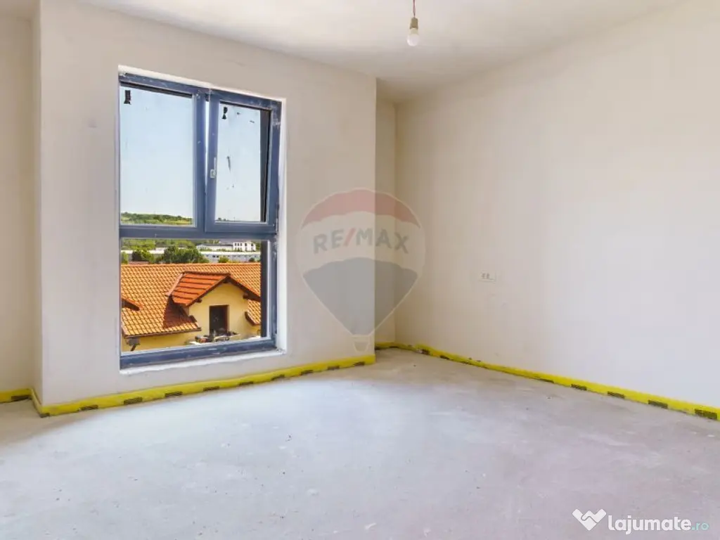 Apartament de vanzare in casa/ duplex nou, garaj, terasa 