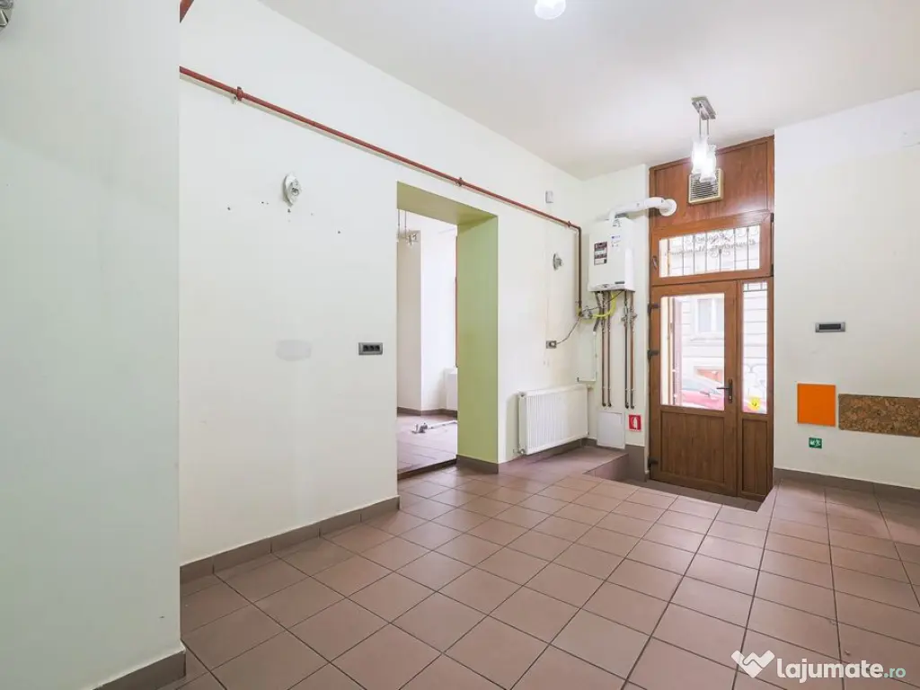 Spațiu comercial strada Episcopiei nr 1, Pregătit pt af... 