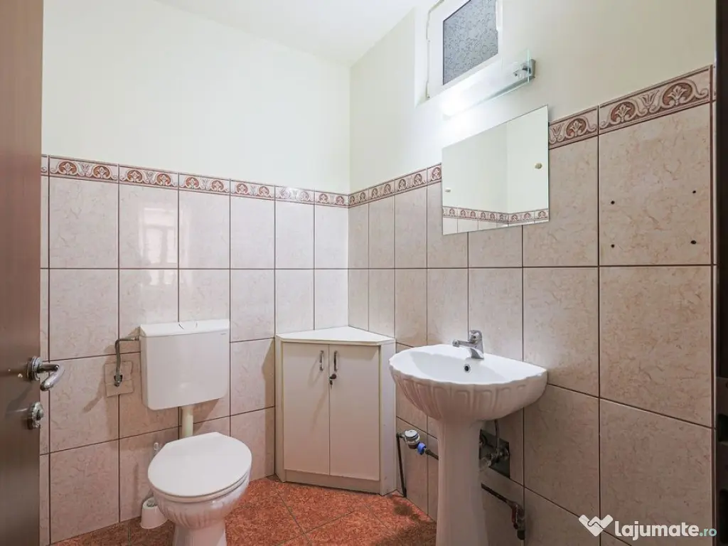 Spațiu comercial strada Episcopiei nr 1, Pregătit pt af... 