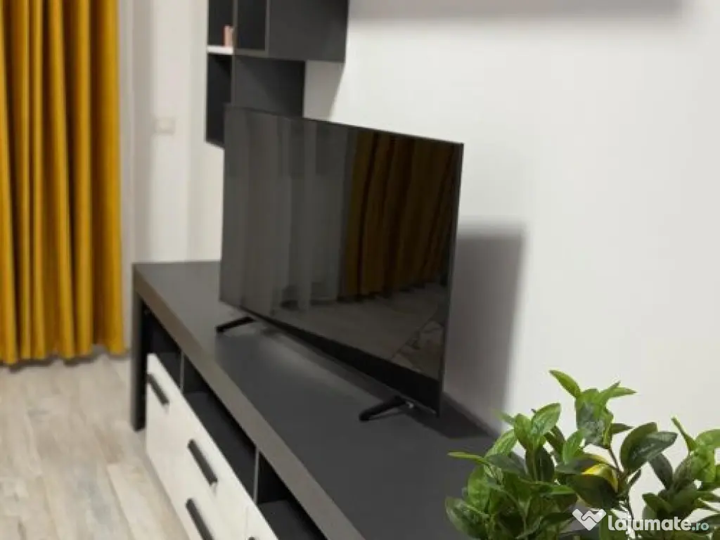 APARTAMENT CU LOC DE PARCARE, BLOC NOU, PODU ROS 