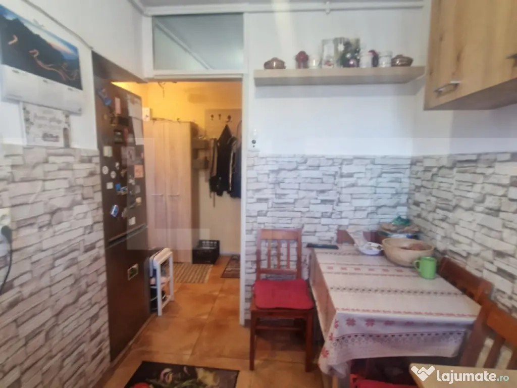 Apartament 2 camere Bdul Saturn, priveliste deosebita, camar
