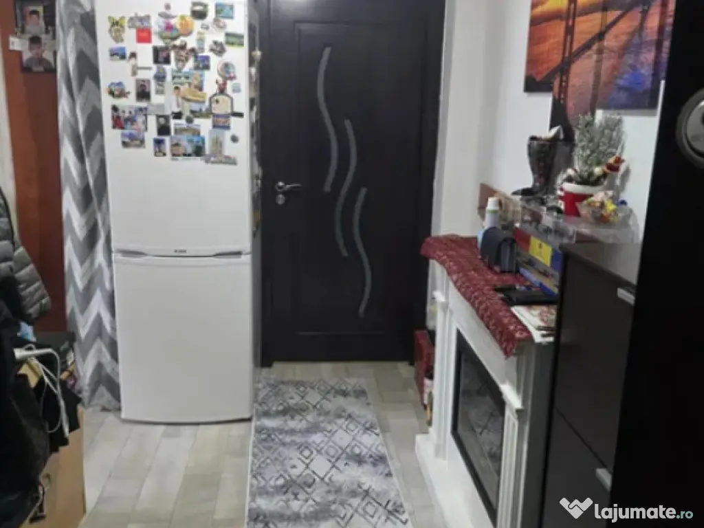 Apartament 2 camere, decomandat - zona Astra