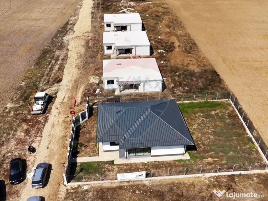 De Vânzare Casă nouă 4 camere 573 mp teren Baldana Dâ... 