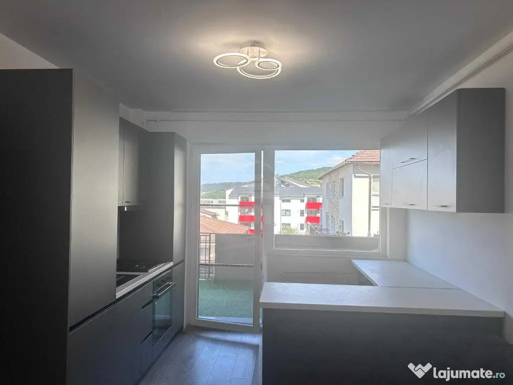 Apartament zona Teilor cu terasa! 