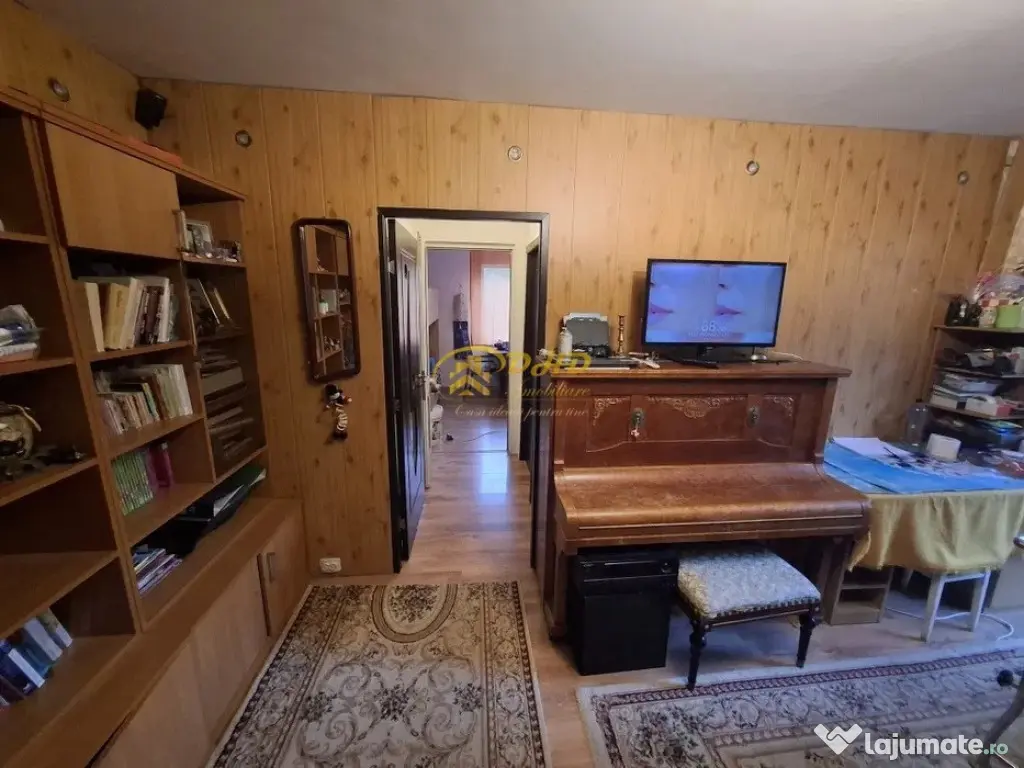 Apartament 3 camere decomandate - Podul de Piatră