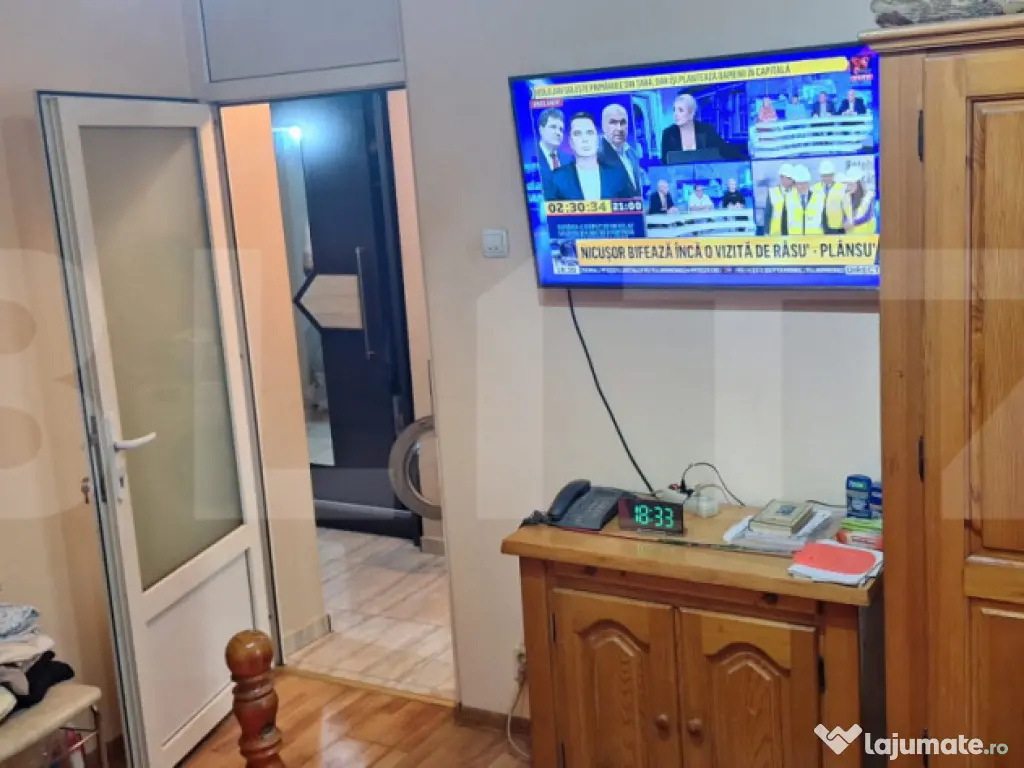 Apartament cu 2 camere, etaj intermediar, Obcini