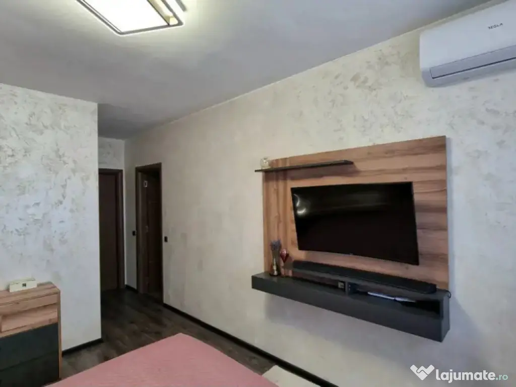 Apartament de 2 camere zona TRACTORUL,complex Isaran, 