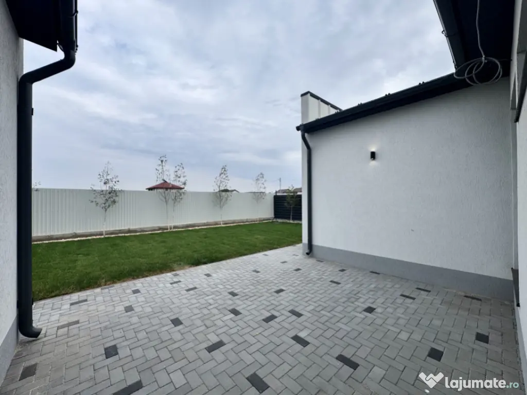 Casă individuală 4 camere, curte și acces privat-Domnesti 