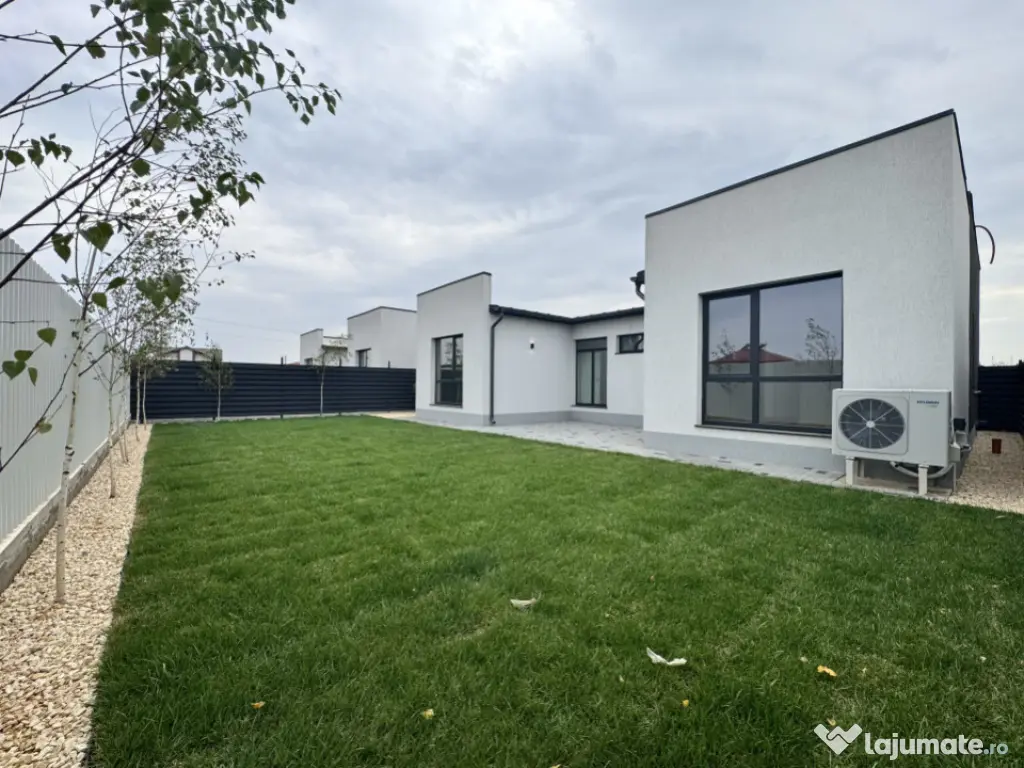Casă individuală 4 camere, curte și acces privat-Domnesti 