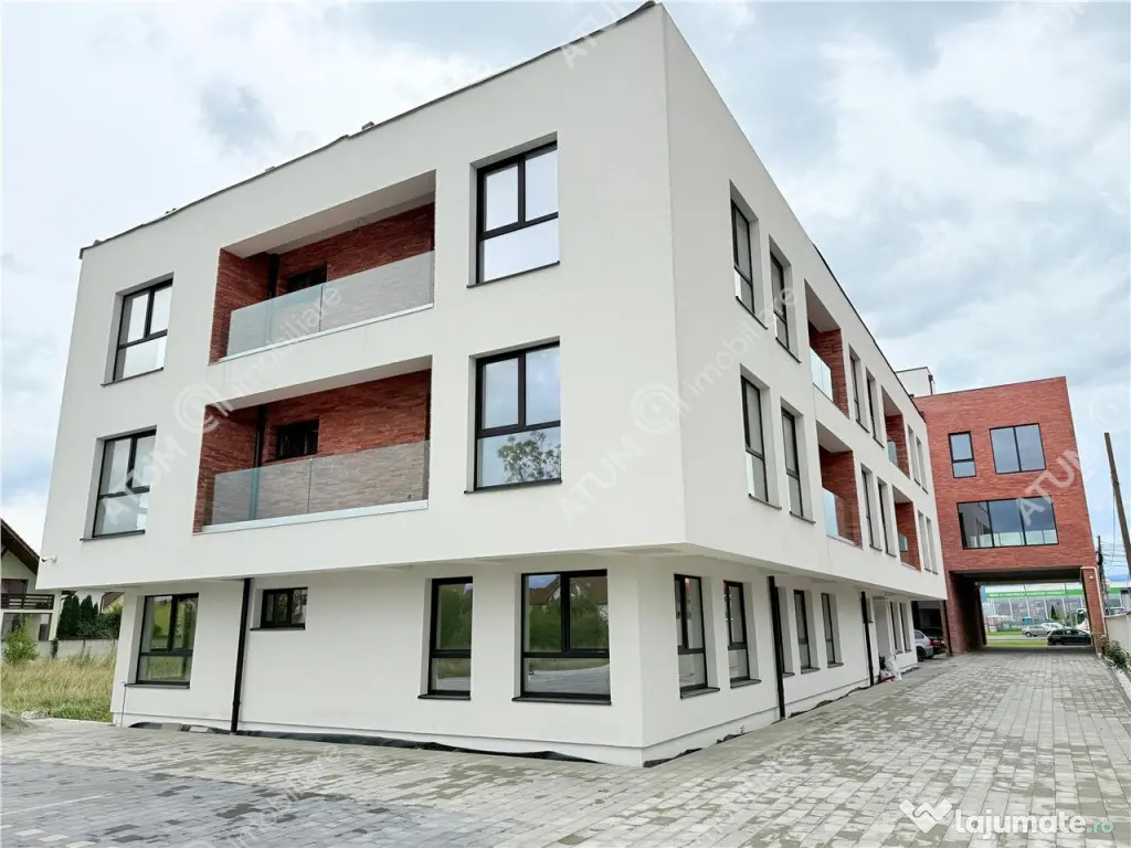 Spatiu comercial si birouri de in Sibiu zona Shopping City 