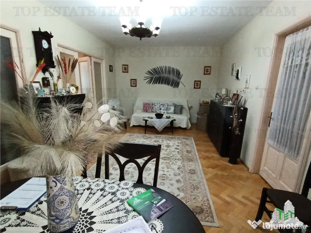 Apartament superb cu 4 camere, stradal, fix in centrul Buzau 