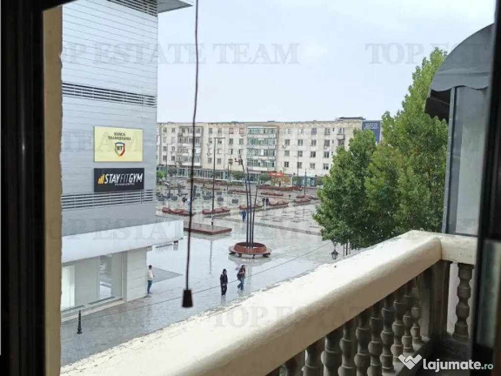 Apartament superb cu 4 camere, stradal, fix in centrul Buzau 