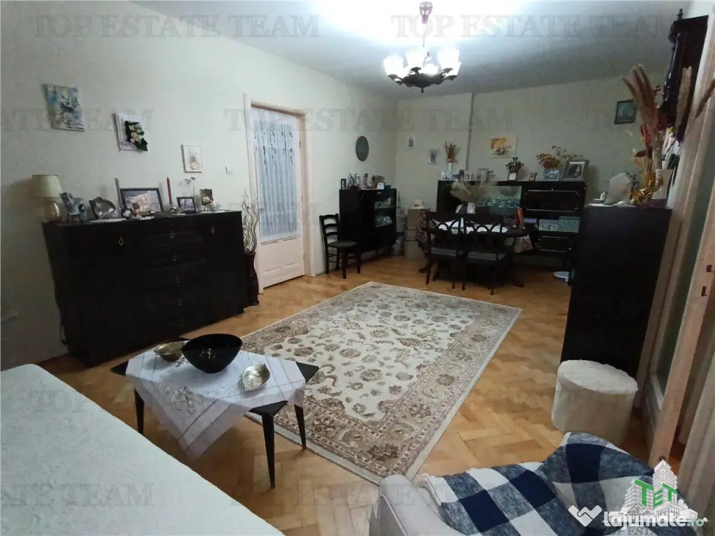 Apartament superb cu 4 camere, stradal, fix in centrul Buzau 