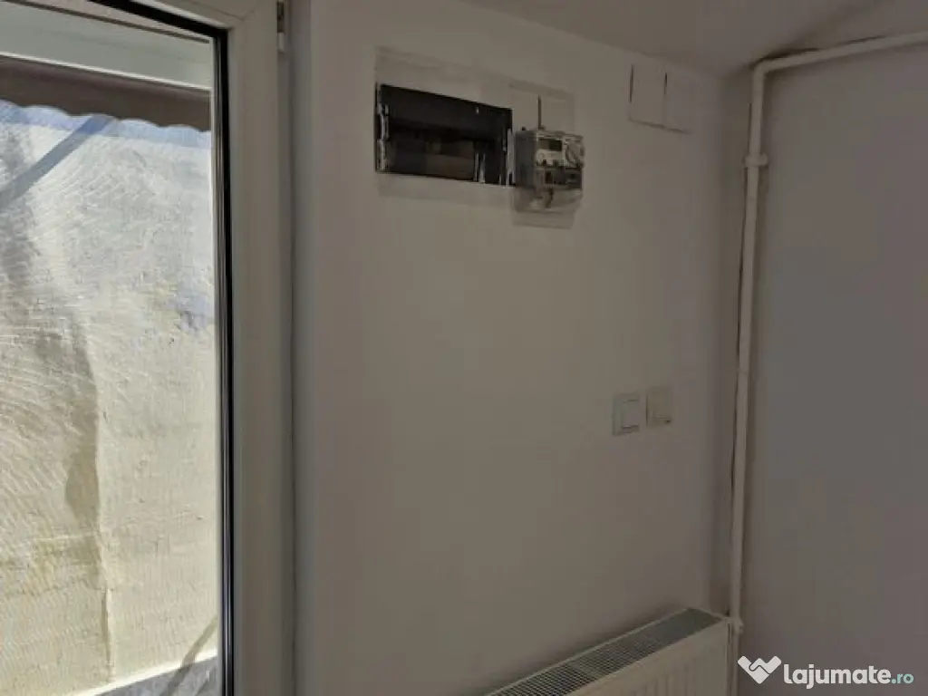 Zona Eroii Revolutiei Brancoveanu P+1+M sp comercial si 2... 