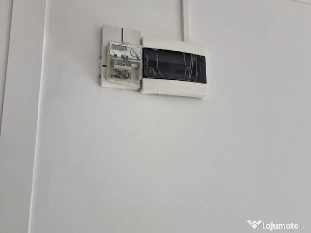 Zona Eroii Revolutiei Brancoveanu P+1+M sp comercial si 2... 