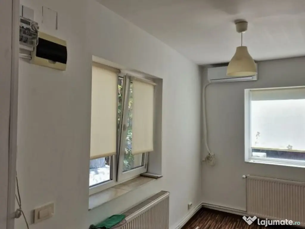 Zona Eroii Revolutiei Brancoveanu P+1+M sp comercial si 2... 