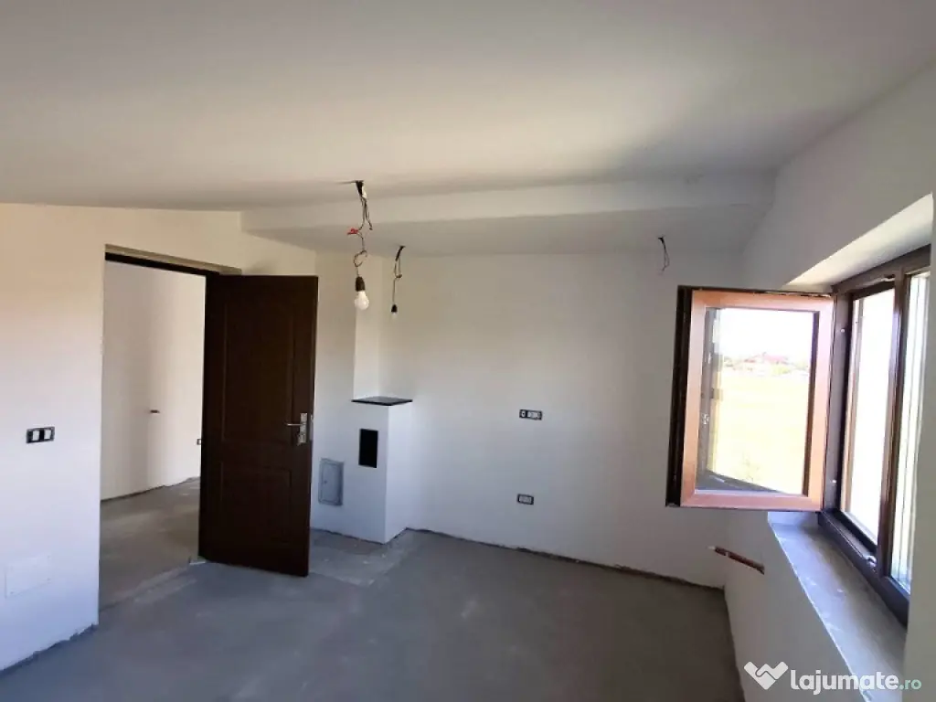 Duplex de vânzare Câmpineanca, la 2 km de Focșani