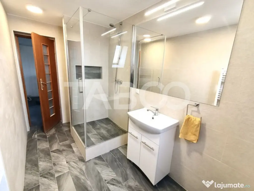 De vanzare apartament cu 3 camere in vila cartierul Gheorghe 