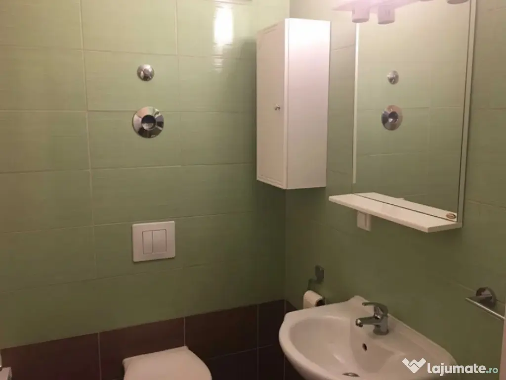 Garsoniera decomandat - zona Avantgarden