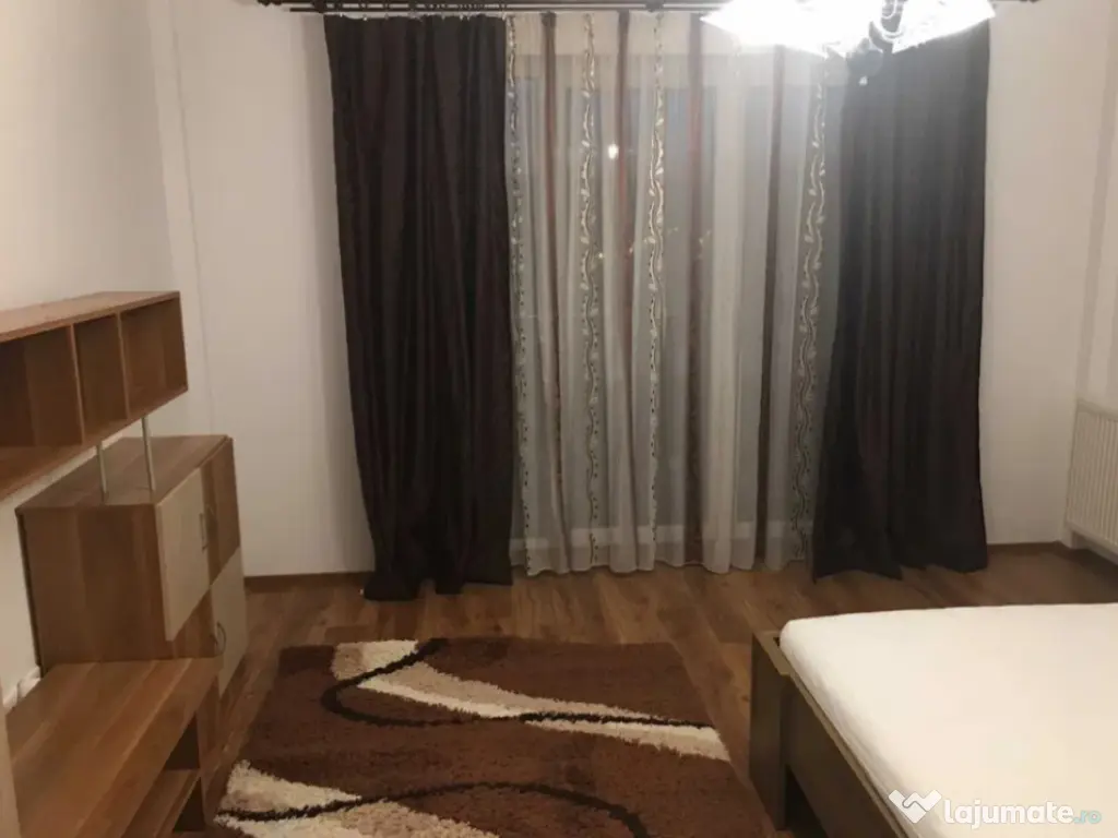 Garsoniera decomandat - zona Avantgarden