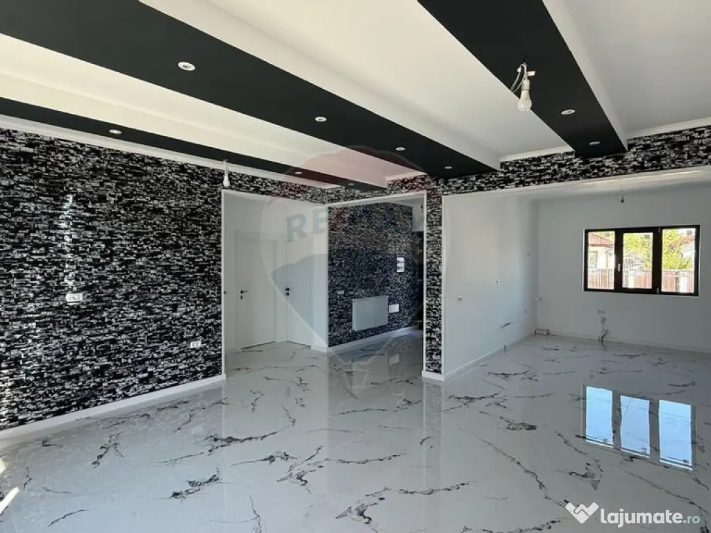 Casă / Vilă cu 4 camere strada Verde! 