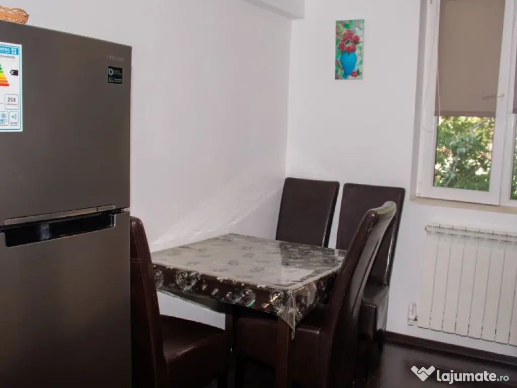 Apartament 2 camere - etajul 4 - str PACII 