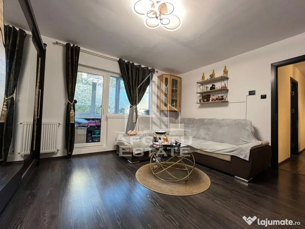 Apartament cu 2 camere, complet renovat, 2 balcoane, etaj... 