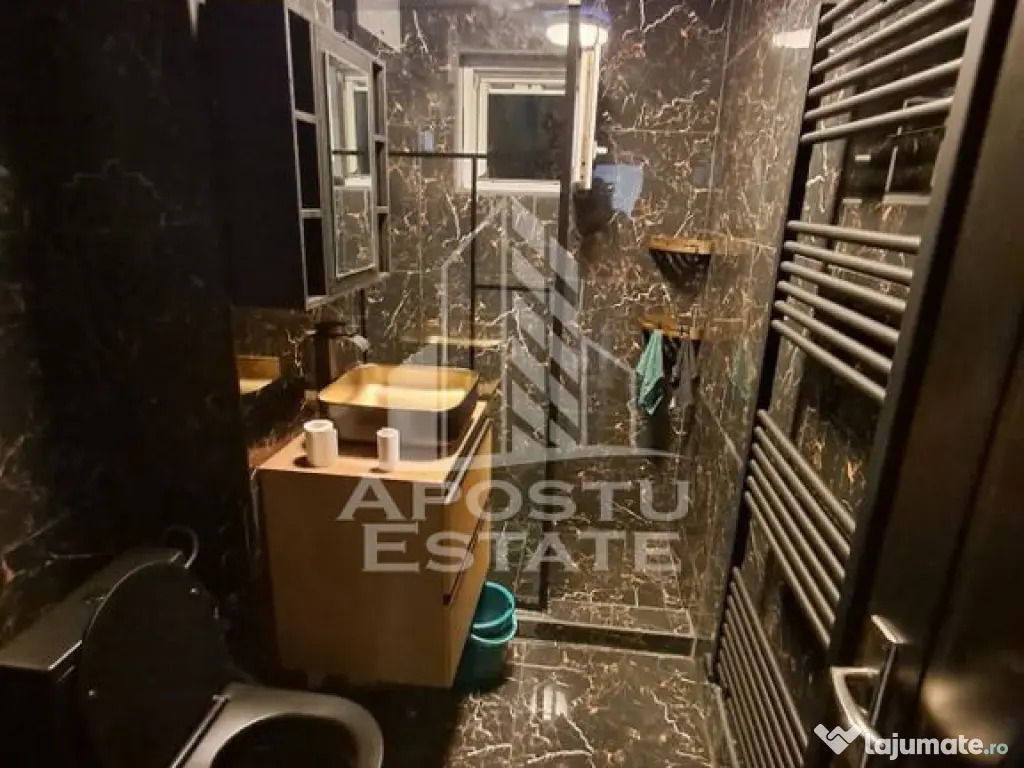 Apartament cu 2 camere, complet renovat, 2 balcoane, etaj... 