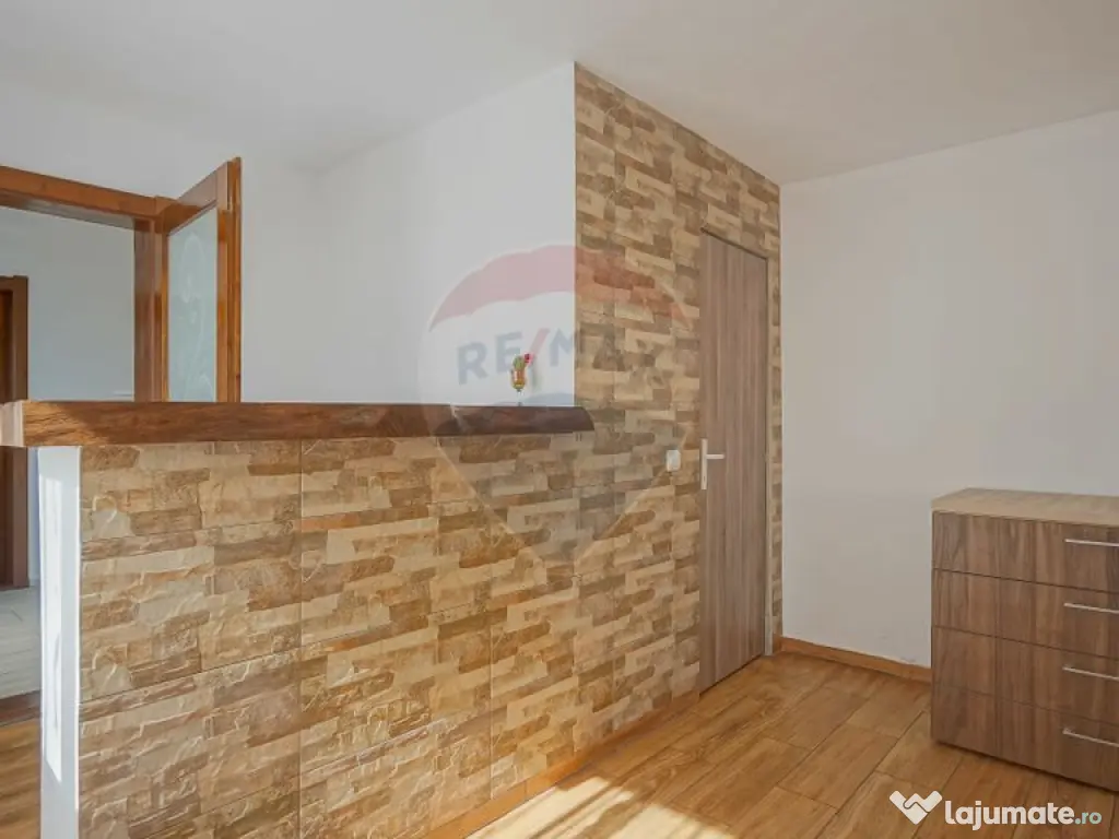 Spatiu Comercial/Afacere si casa de vânzare/zarnesti/Brasov 