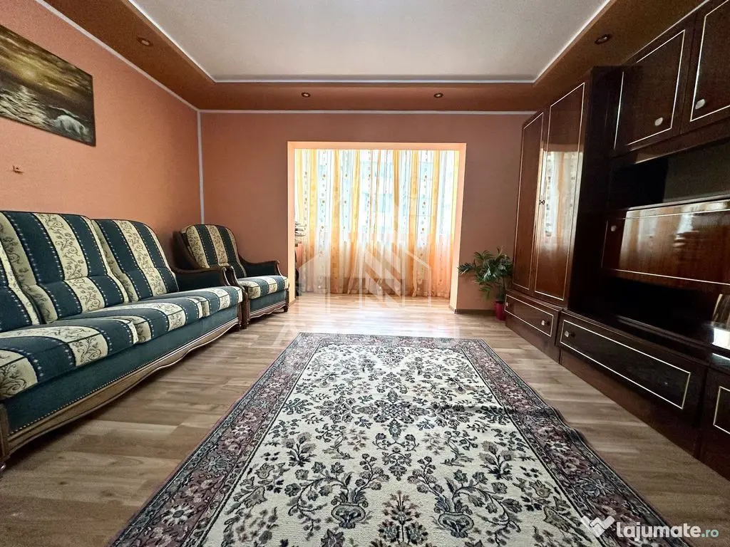 Apartament 3 camere, decomandat, etaj 2, zona Sagului 