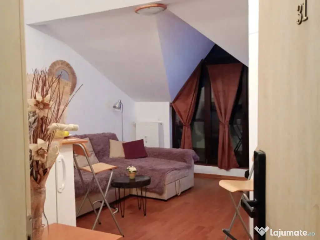 Exclusivitate – Apartament cochet la munte, în inima sta?