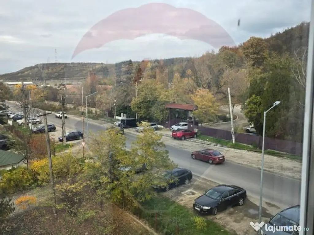 Apartament cu 2 camere de vânzare în zona Orasul de Jos 