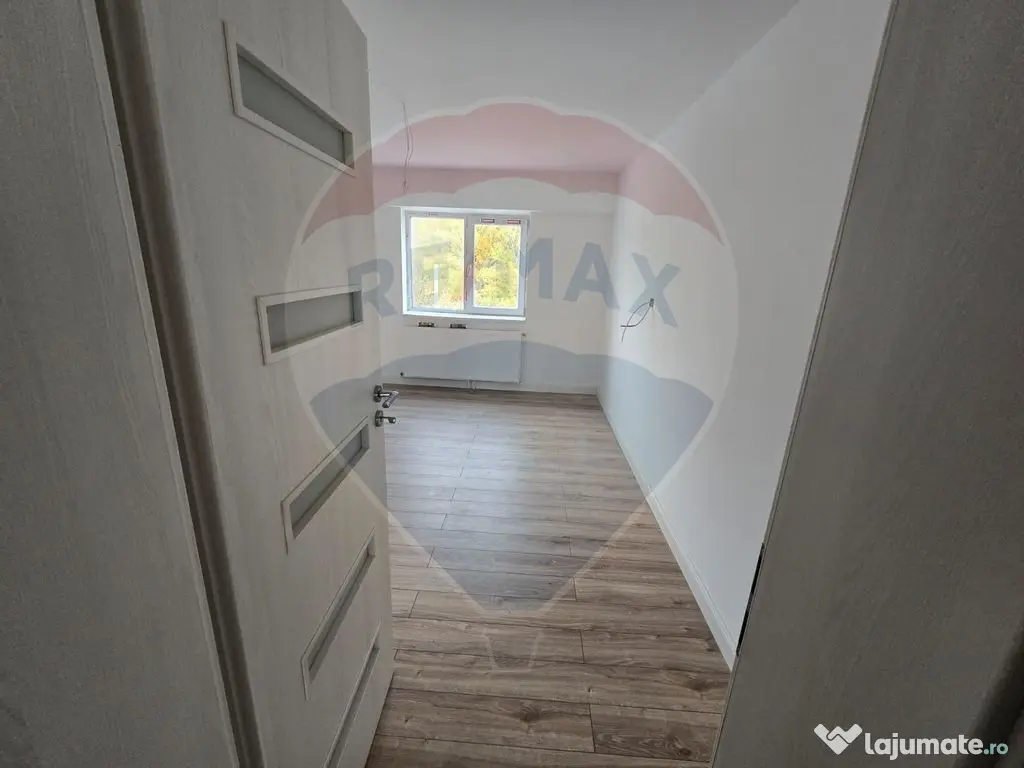 Apartament cu 2 camere de vânzare în zona Orasul de Jos