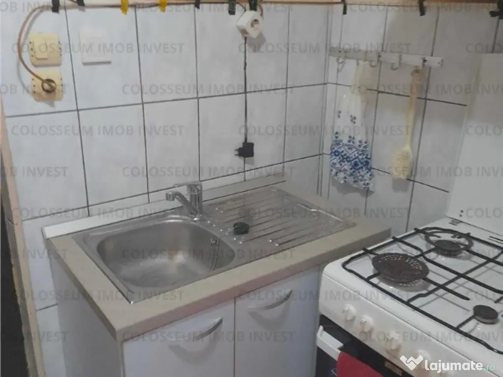 COLOSSEUM: Camera cu baie 22m Tractorul