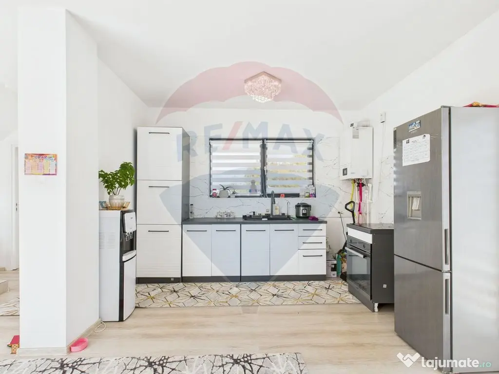 Duplex 85 mp utili, curte 200 mp – vedere la lac și p?...