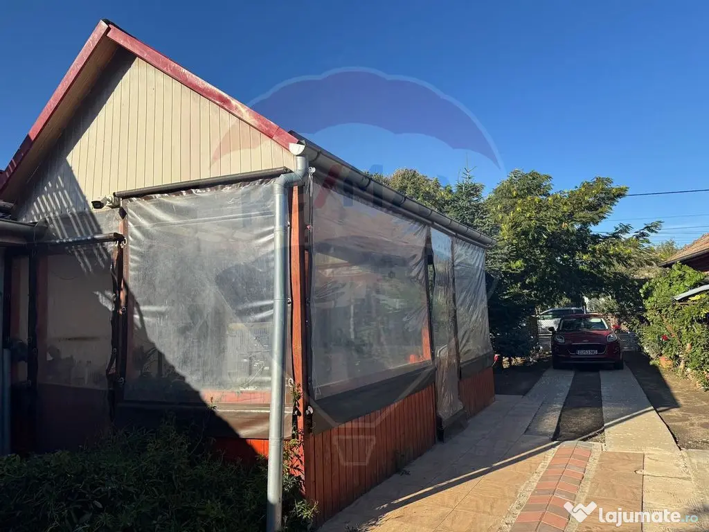 Casă / Vilă cu 6 camere de vânzare în zona Sud 