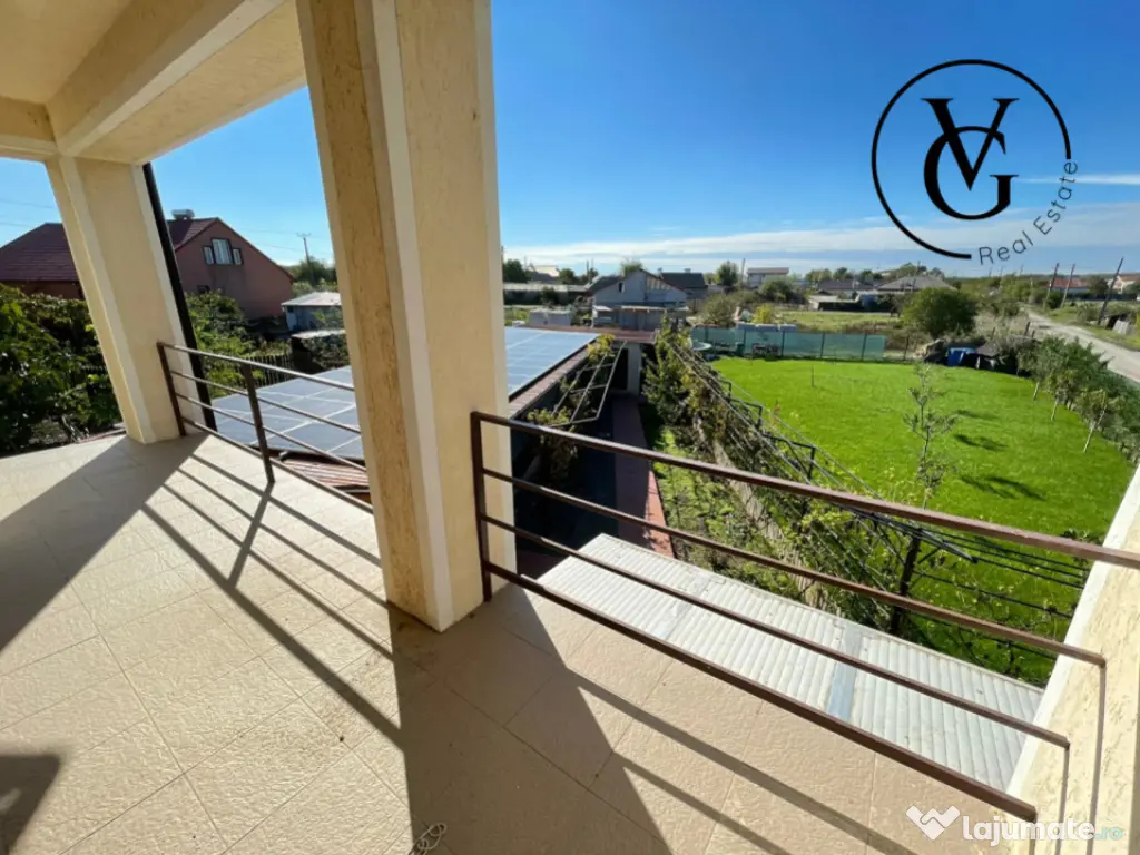 Casa spatioasa cu 8 dormitoare 