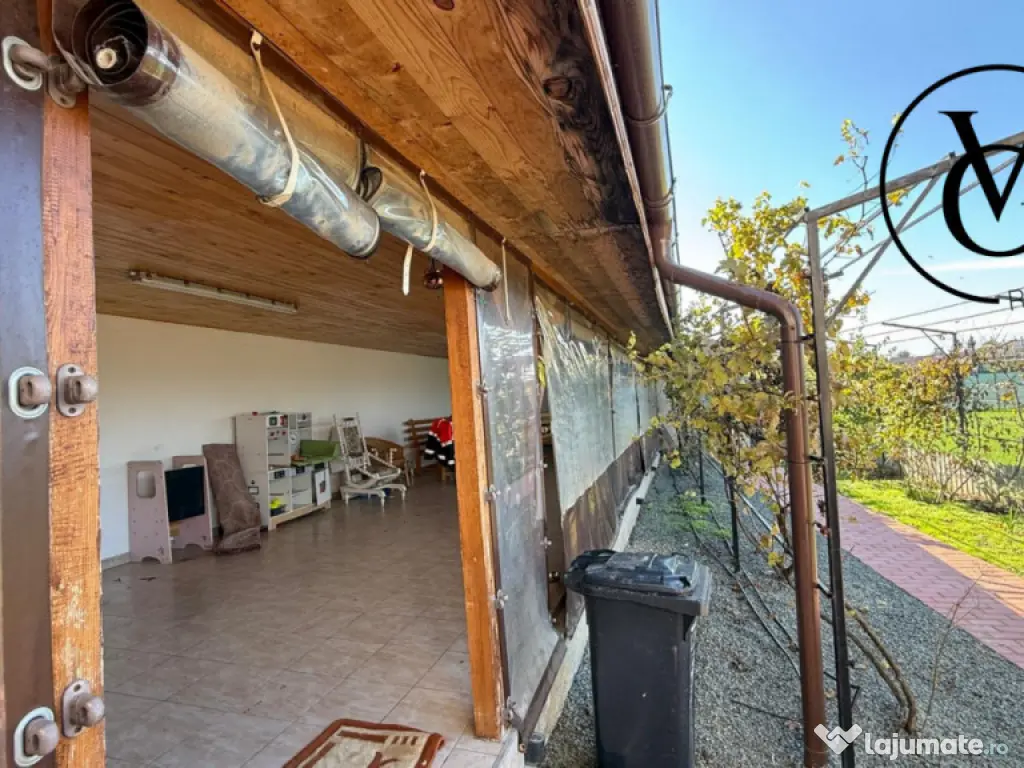 Casa spatioasa cu 8 dormitoare 